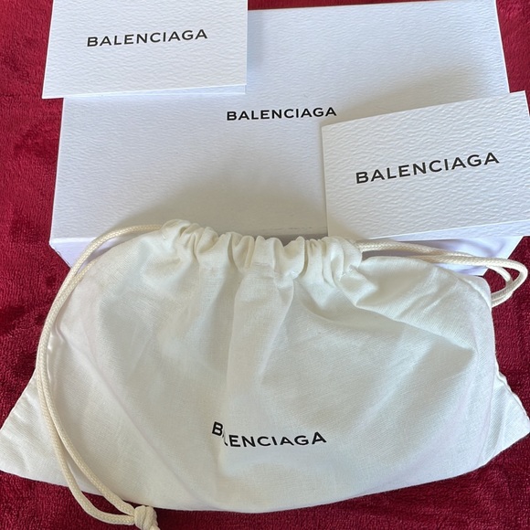 🎉hp🎉New BALENZIAGA bifold wallet - Picture 6 of 11